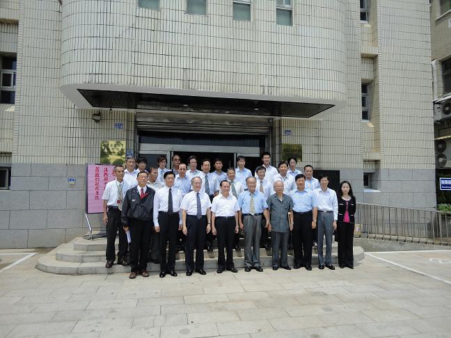 關懷連江地區法務部所屬機關同仁，曾部長親率黃總長等人訪視照片2