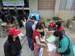連江地檢署結合「資源回收換白米」活動辦理反賄選宣導相片