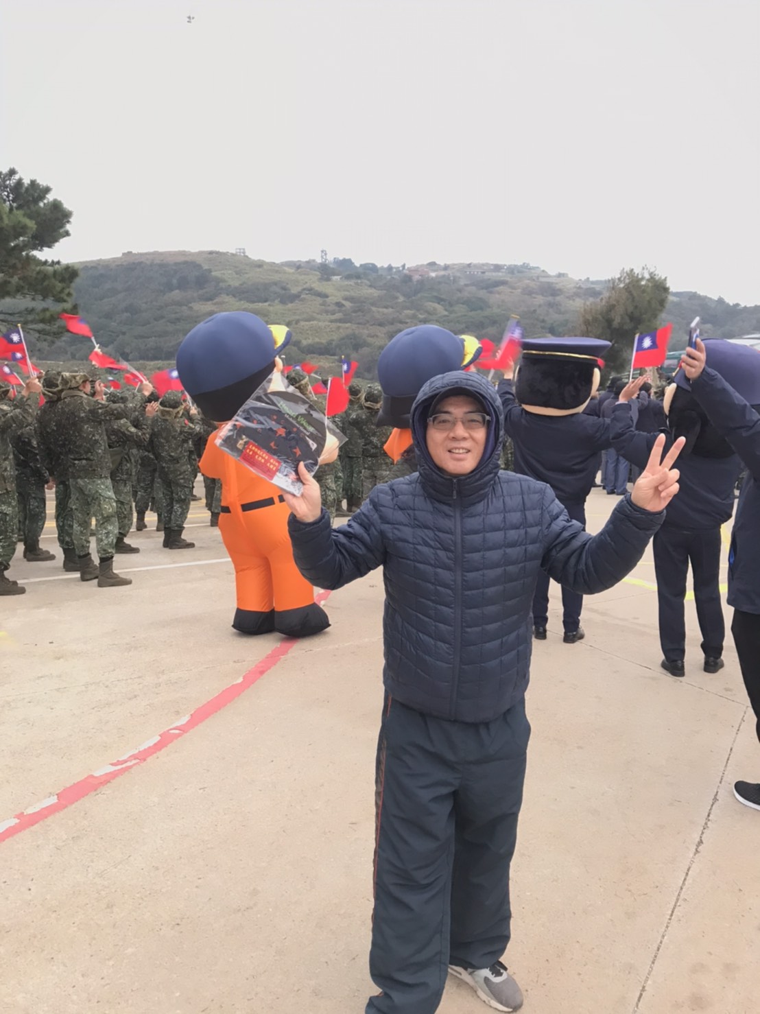 109-01-01 東引元旦升旗反賄選宣導照片3
