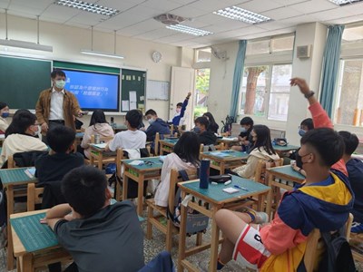 介壽國中校園法律 (3)
