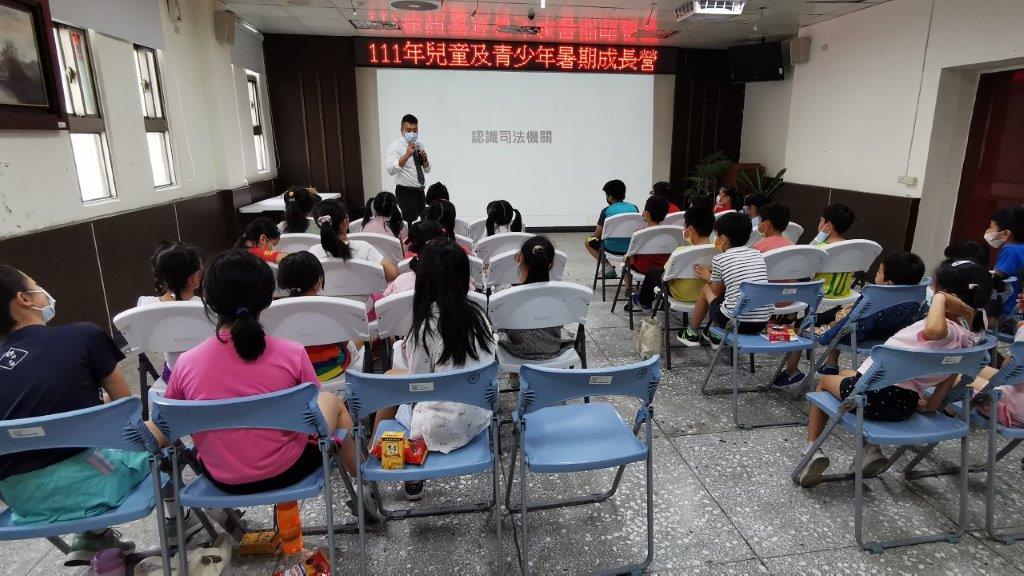 111年兒童及青少年暑期成長營花絮照片 (5)