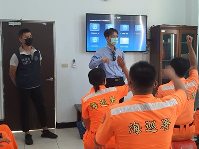 111.09.30黃檢察長至東引中柱安檢所宣講反賄選 (6)