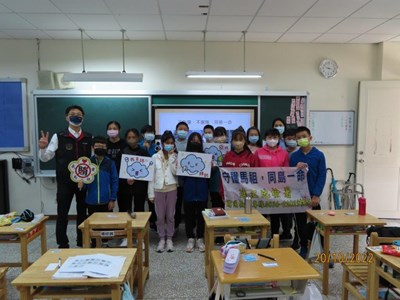 黃檢察長元冠赴介壽國中小校園法律宣導 (2)