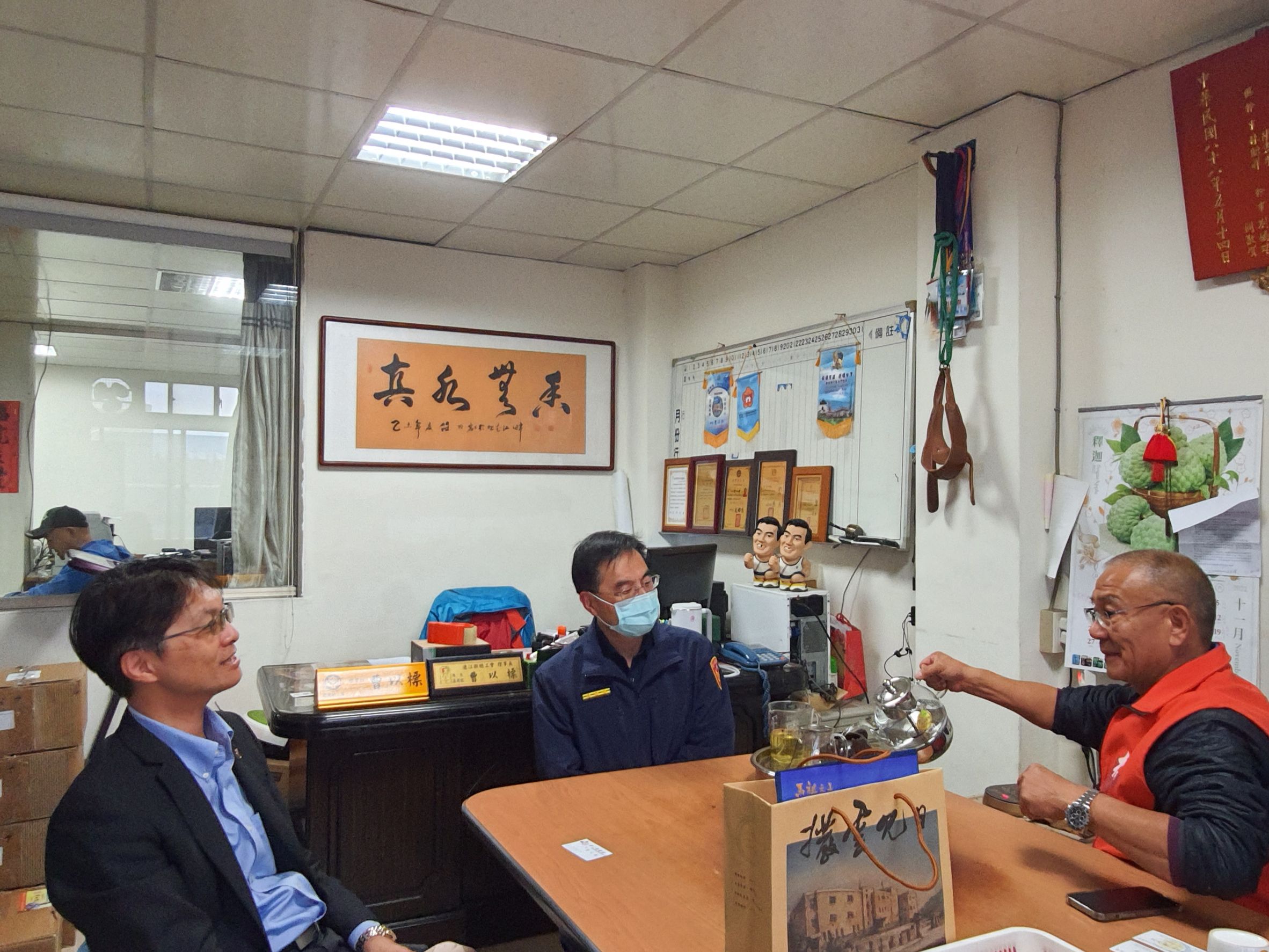 檢察長拜會議員候選人楊清宇、曹以標、劉浩晨 (2).jpg