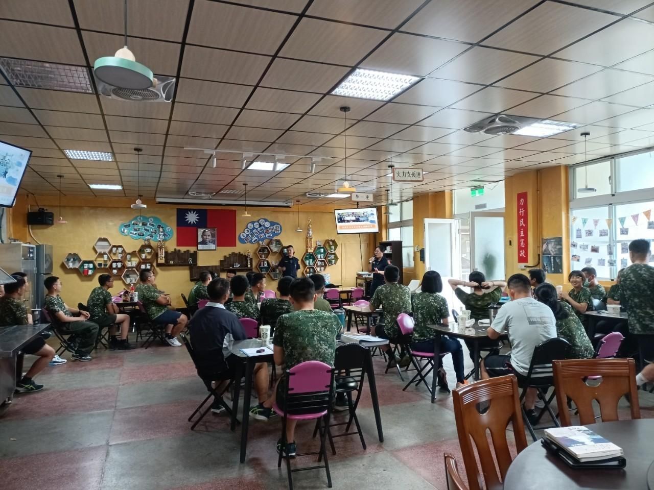與南竿警察所至馬祖防衛指揮部步兵營合辦性別平等座談會暨反賄選宣導 (3)