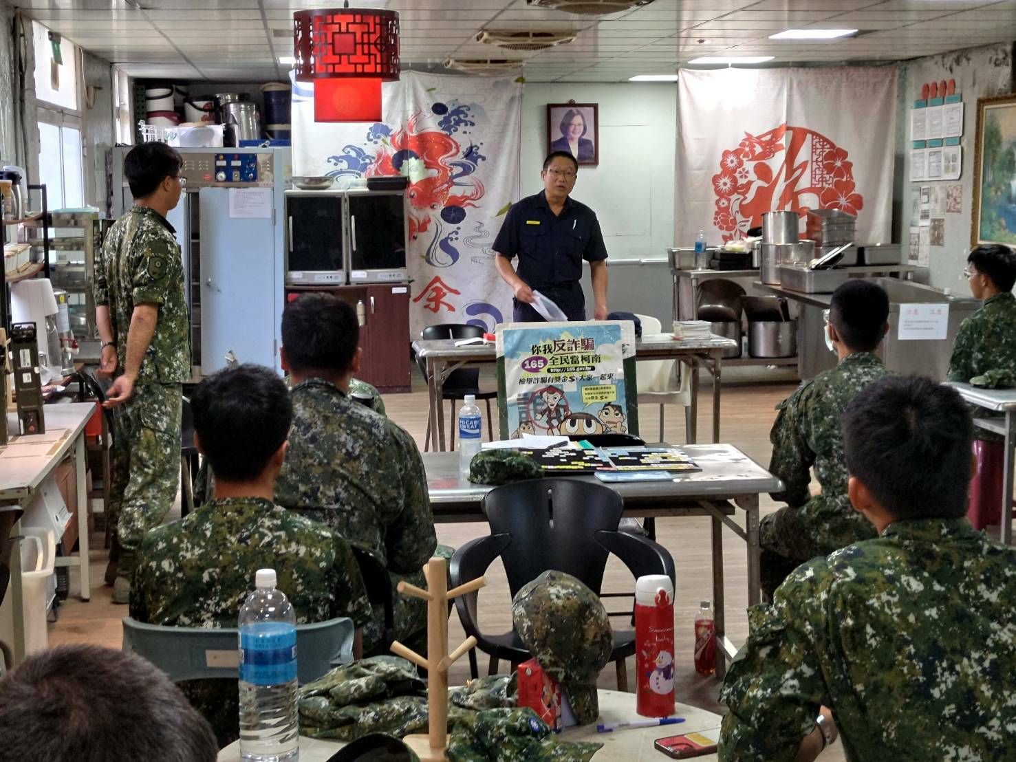 莒光守備大隊本部連反賄選、反詐騙宣導 (1)