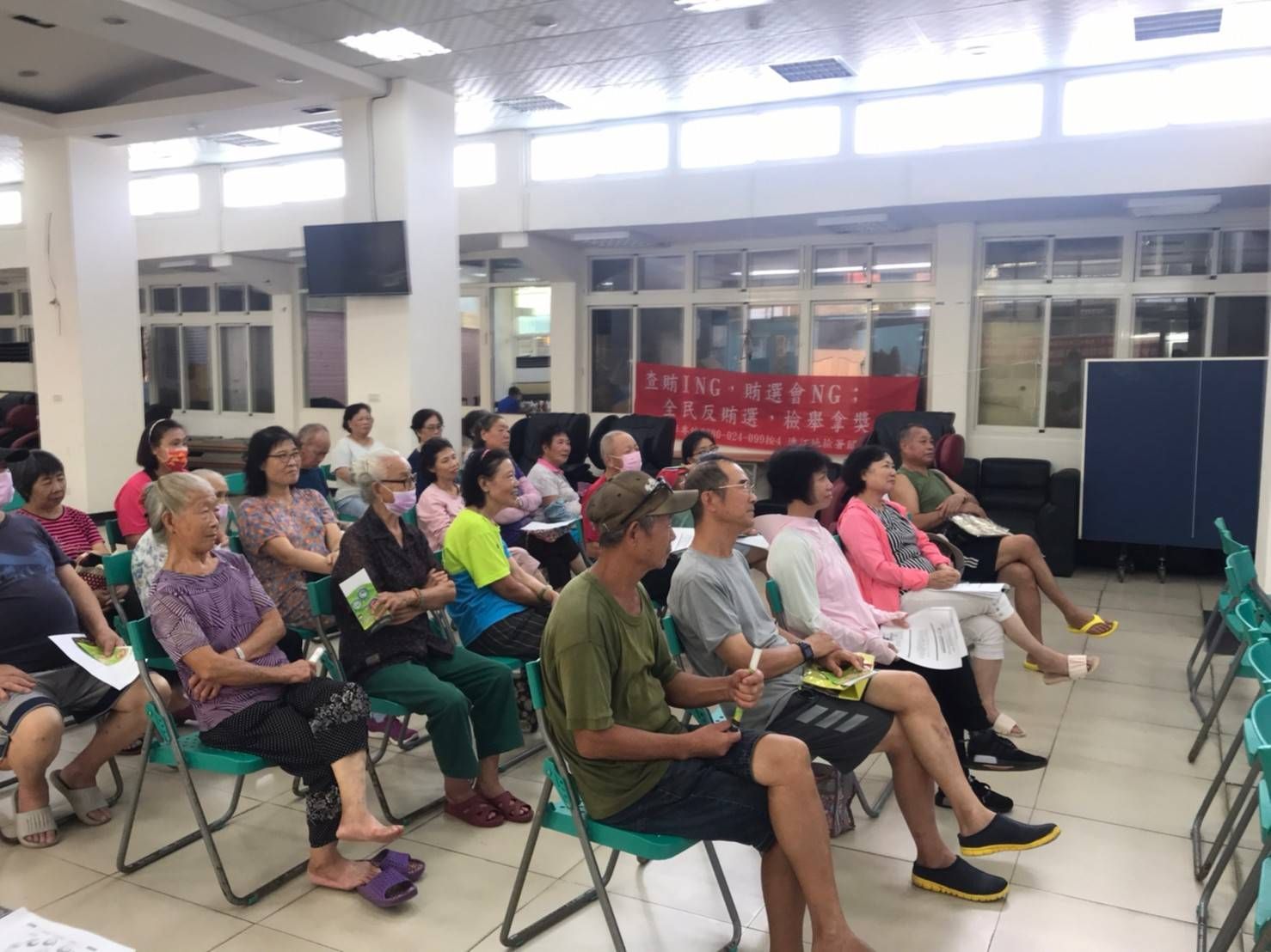 北竿惠民市場活動中心反賄選反詐騙等法律宣導 (3)