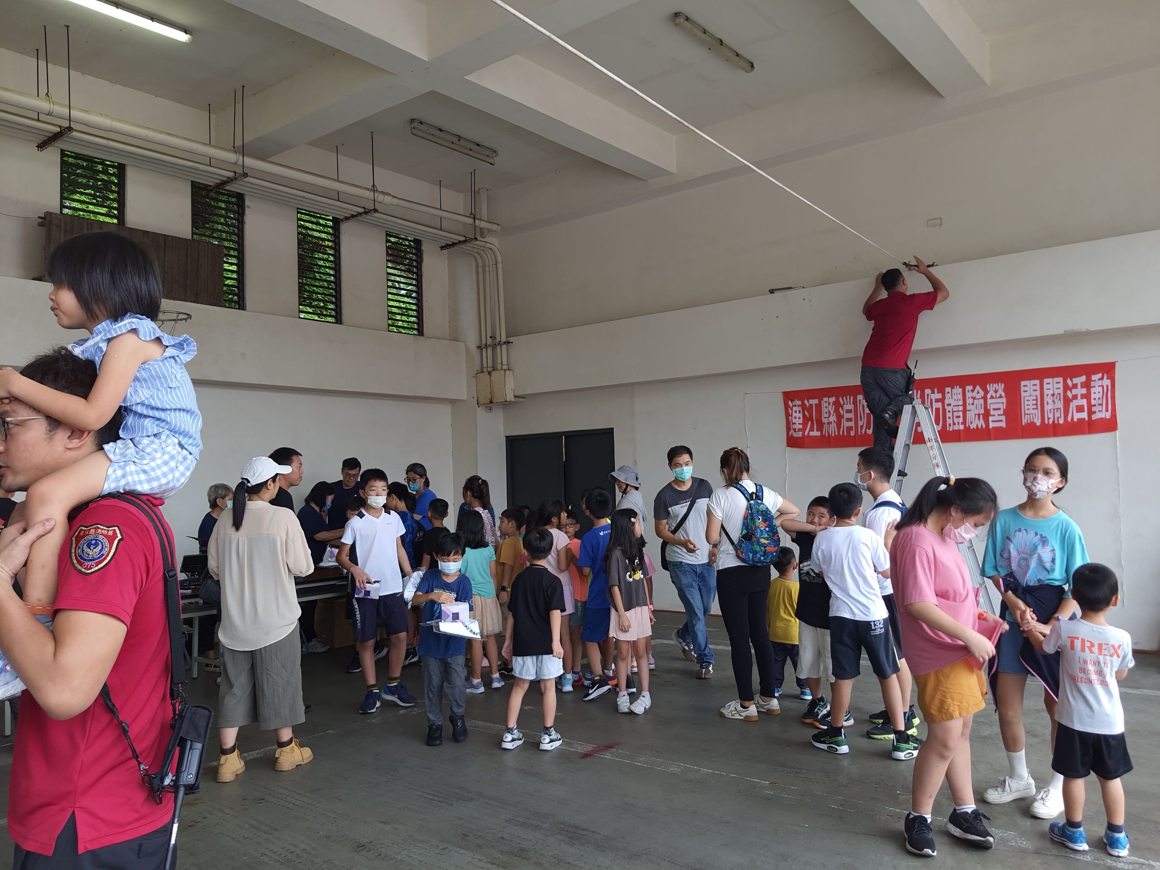 與消防局暑期體驗營反賄選宣導活動 (1)