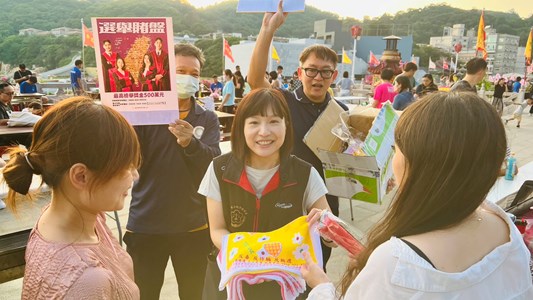 與移民署山隴社區與新住民秋節烤肉趣反賄選宣導 (2)