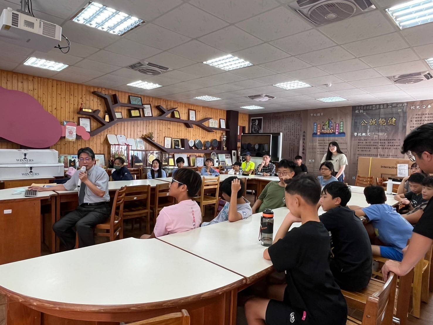 113-10-09連江地檢署於敬恆國中小辦理反詐騙宣導 (1)