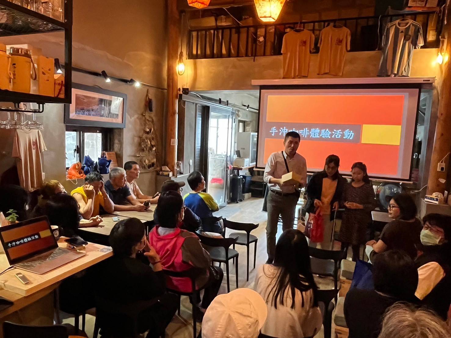 113-10-27連江地檢署於咖啡手作講座辦理反詐騙宣導 (5)