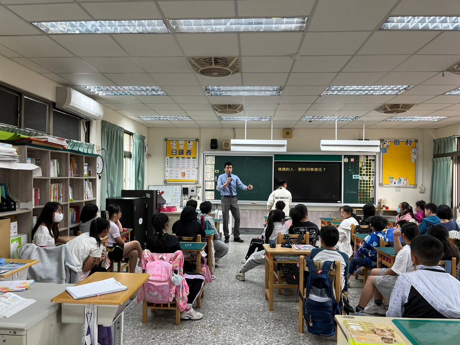 113-11-15連江地檢署於介壽國小辦理反詐騙反賄選宣導 (1)