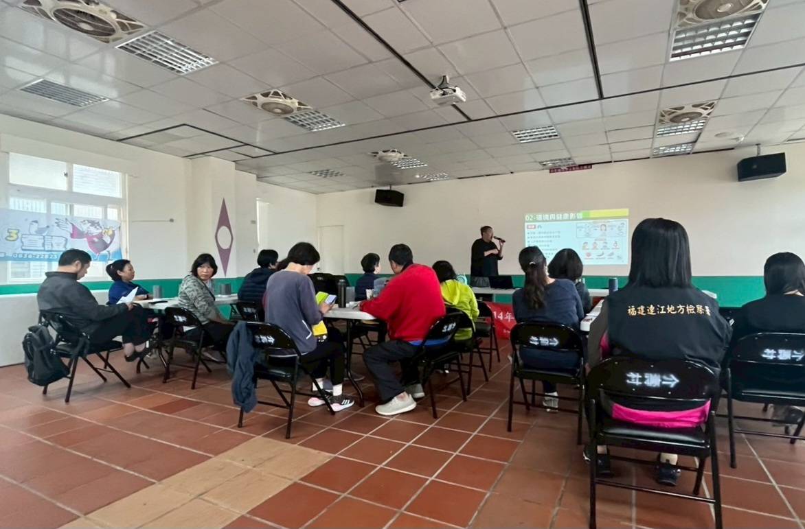 1140504連江地檢署於「菸蒂不落地」活動辦理反詐騙宣導 (2)