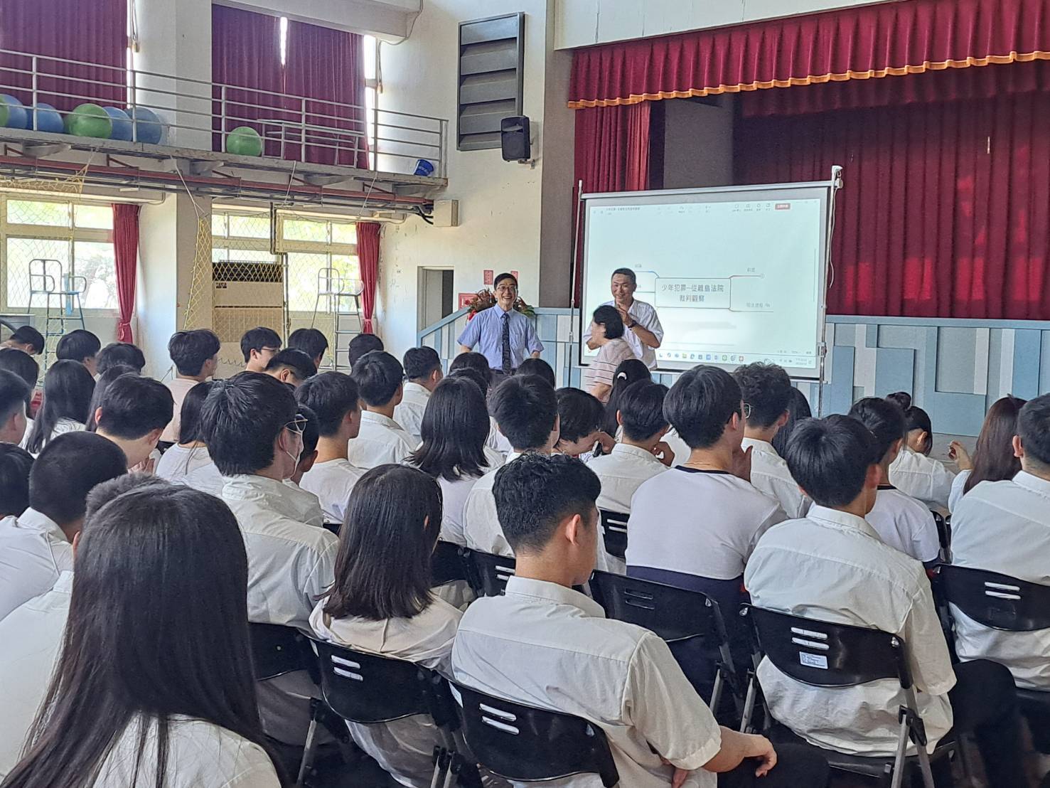 114-09-12連江地檢署於馬祖高中辦理反詐騙等法律宣導 (1)