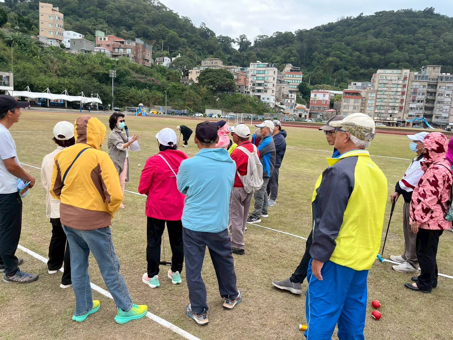 114-10-27連江地檢署於退休公教人員協會槌球活動辦理反詐騙等宣導 (1)