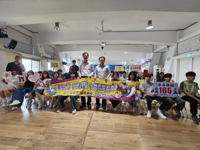 1150602在東引國中小辦理法律宣導